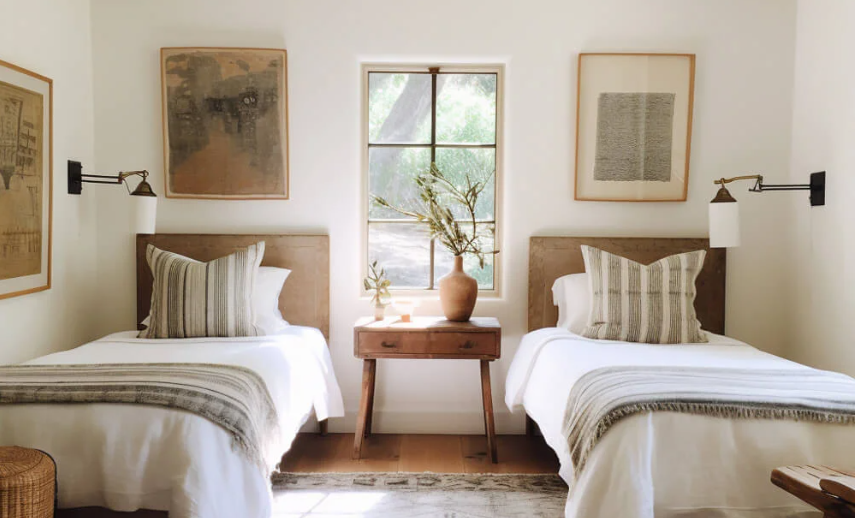 Small budget-friendly bedroom in Dubai with cheap furniture in Dubai and affordable room furniture Dubai.